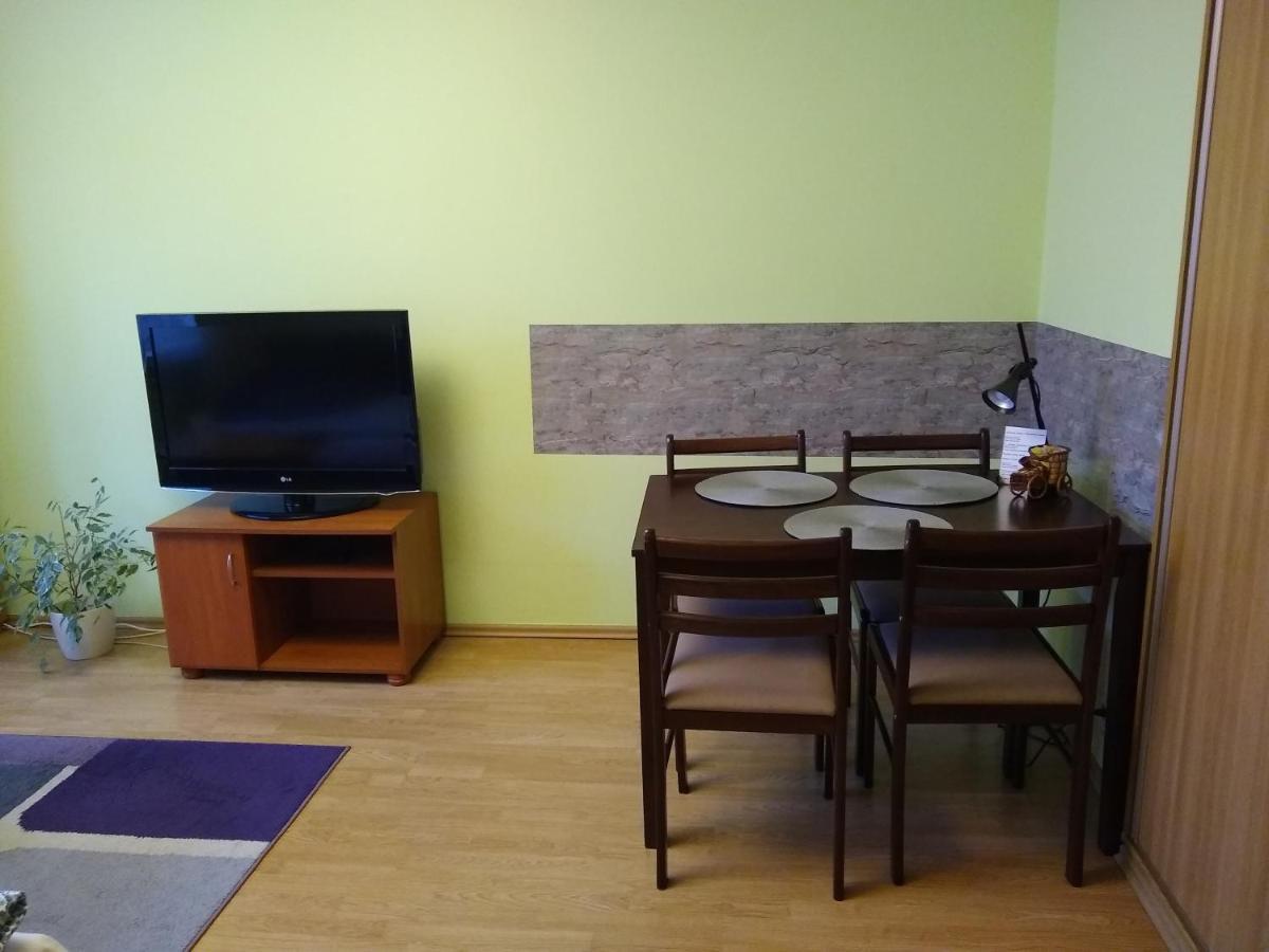 Apartament Regina Apartment Познан Екстериор снимка